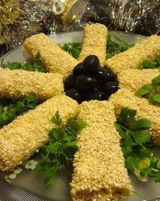 Рулетики из сыра с начинкой