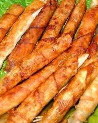 Рулетики из тонкого лаваша с мясной начинкой