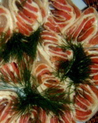 Рулетики с семгой