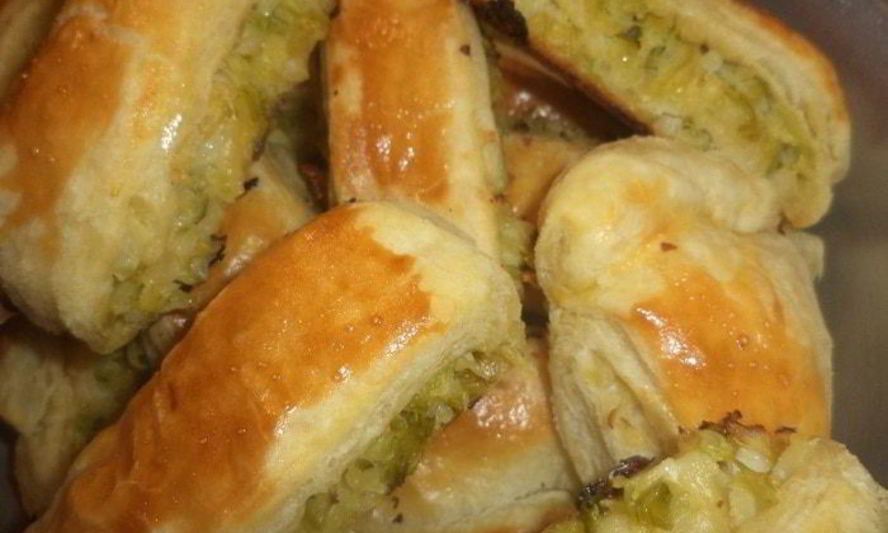 Рецепт слоеных рулетиков с капустой