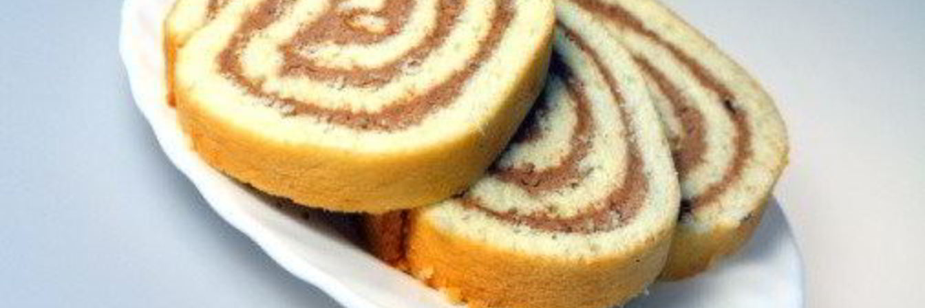 Тыквенный рулет с шоколадной пастой