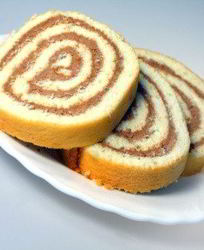 Тыквенный рулет с шоколадной пастой