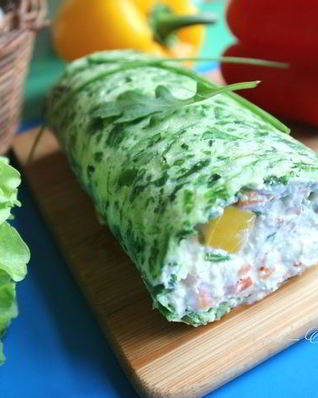 Зеленый рулет на белках