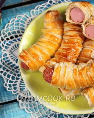 Сосиски в слоеном тесте