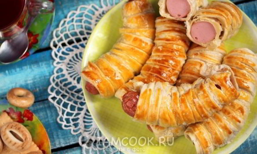 Рецепт сосисок в слоеном тесте