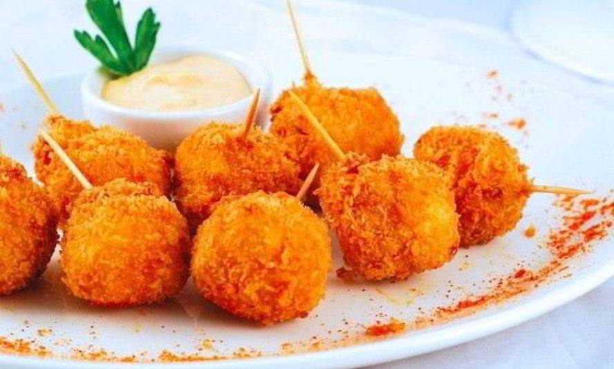 Рецепт сырных шариков с чесноком на закуску