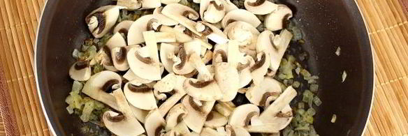 тарталетки с грибами и сыром