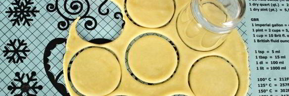 тарталетки с грибами и сыром