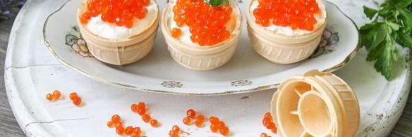 тарталетки с икрой и творожным сыром