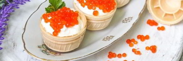 тарталетки с икрой и творожным сыром