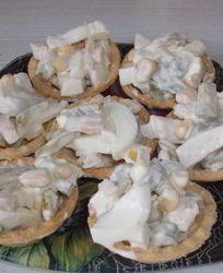 Тарталетки с кальмарами