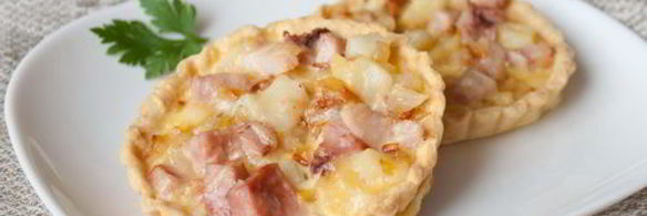 тарталетки с копченой курицей и картофелем