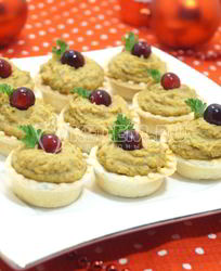 Тарталетки с паштетом из фасоли