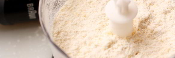 тарталетки с песто и креветками