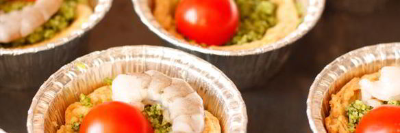 тарталетки с песто и креветками