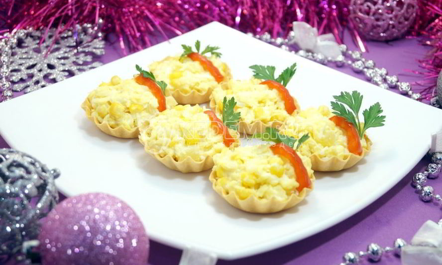 Рецепт тарталеток с пикантным салатом