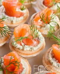Тарталетки с семгой
