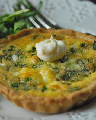 Тарталетки с творожным сыром и зеленью