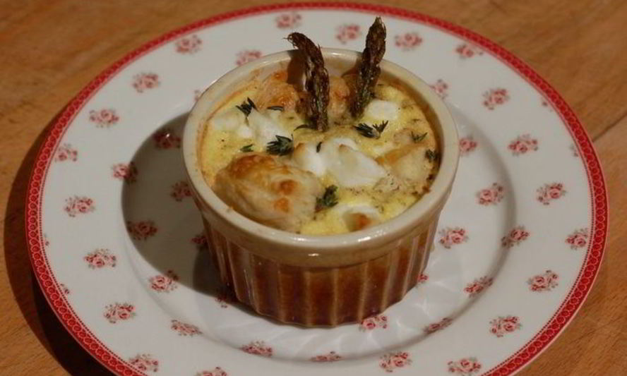 Рецепт тарталеток со спаржей, розмарином и сыром