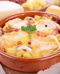 Картофель Тартифлетт с беконом