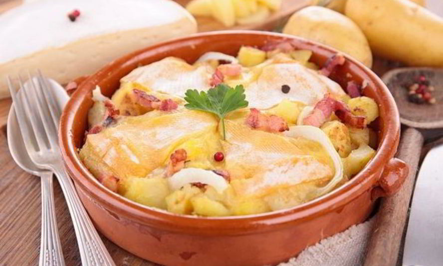 Рецепт картофеля тартифлетт с беконом