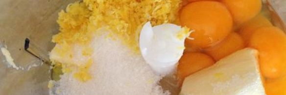 миндальный тарт с лимонным пудингом