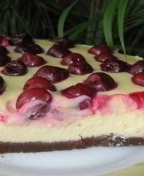 Нежный тарт с вишней и творогом