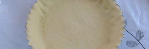 сметанный тарт с вишней и вином