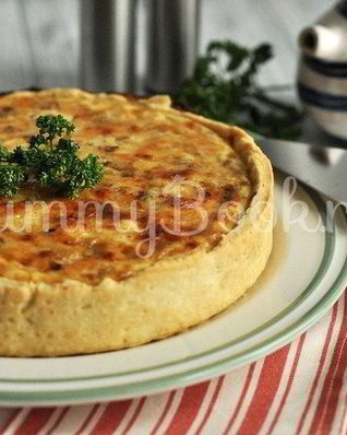 Сырный тарт с луком