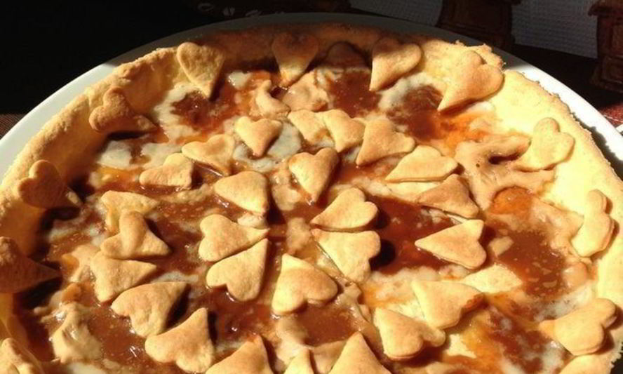 Рецепт тарта из творожного теста с карамельками