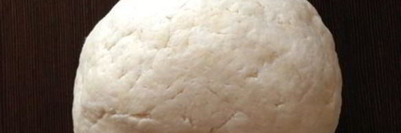 тарт из творожного теста с карамельками