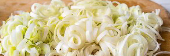 тарт с белыми грибами и луком-пореем