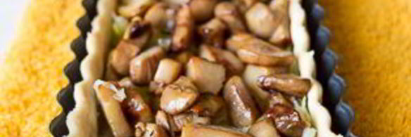 тарт с белыми грибами и луком-пореем