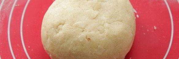 тарт с брусникой и нежным кремом с белым шоколадом