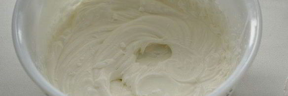 тарт с брусникой и нежным кремом с белым шоколадом