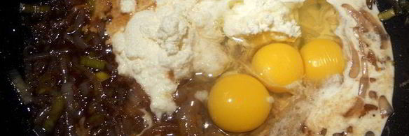 тарт с карамелизованным луком и рикоттой