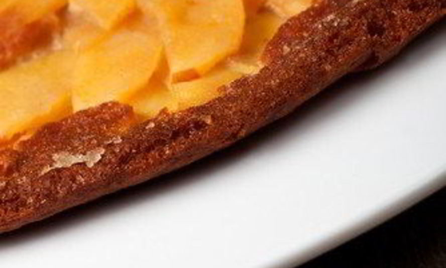 Рецепт тарта с карамелизованными яблоками