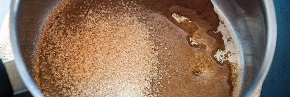 тарт с карамельным кремом и яблоками