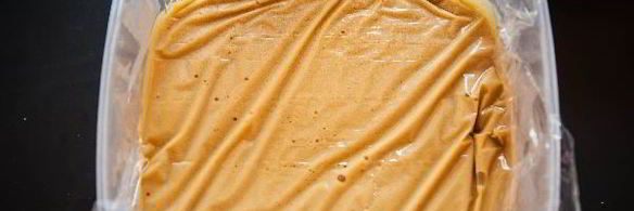 тарт с карамельным кремом и яблоками