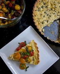 Тарт с кукурузой и базиликом