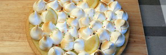 тарт с лимонной начинкой и белковым кремом