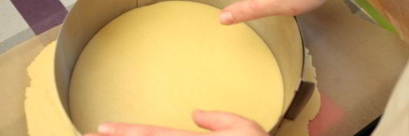 тарт с лимонной начинкой и белковым кремом