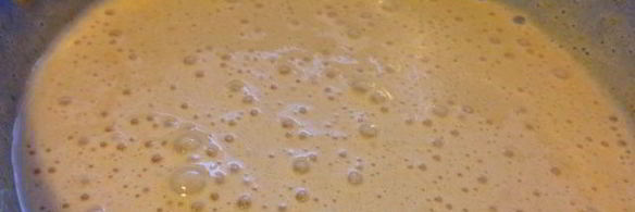 тарт с малиной и заварным медовым кремом