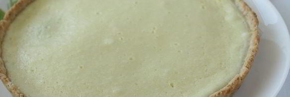 тарт с рикоттой и клубникой