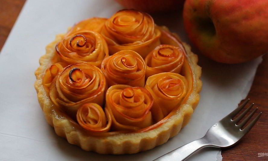 Рецепт тарта с розами из яблок