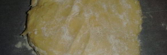 тарт с заварным кремом и малиновым желе