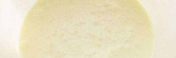 тарт со сливами и марципановой заливкой