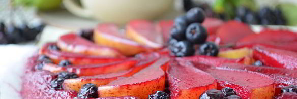 тарт татен с грушами и черноплодной рябиной