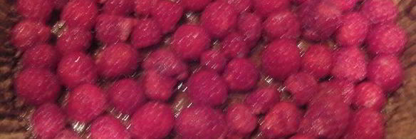 трюфельный тарт с малиной