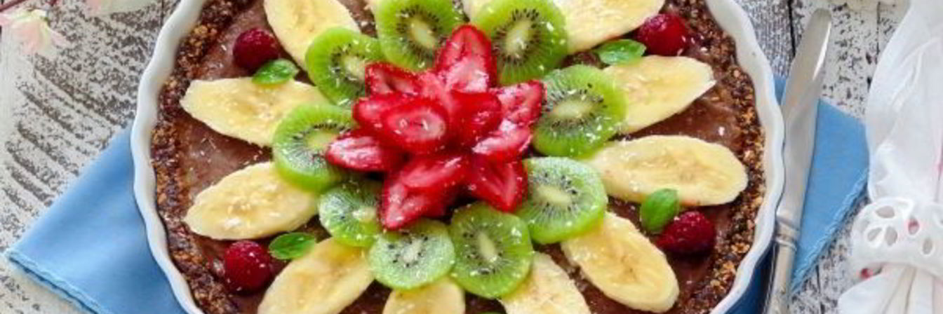 Вегетарианский тарт с бананом и авокадо